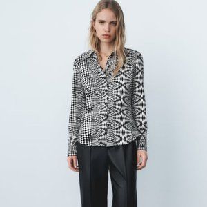 Zara Black/White Checkered Retro Stretch Knit Button Down Shirt Blouse, Sz Small